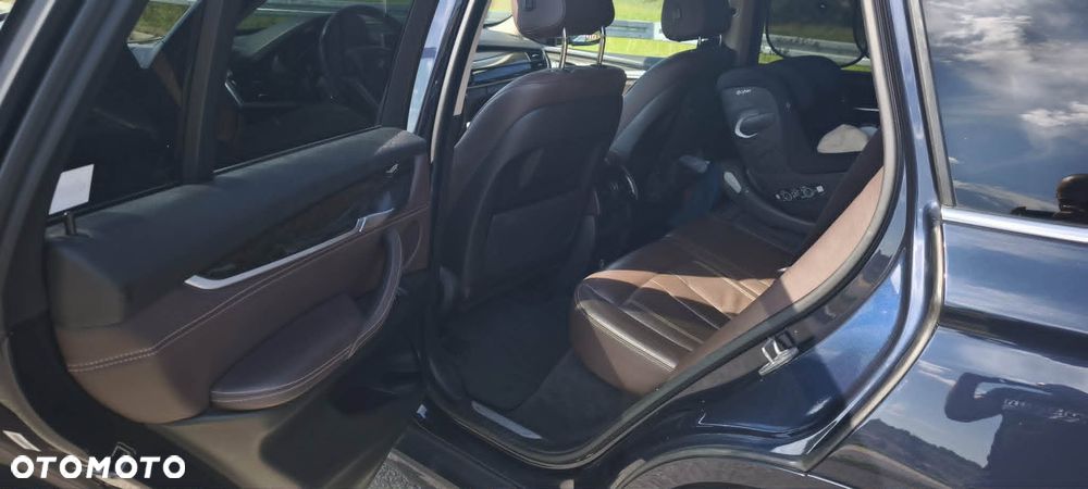 BMW X5 xDrive35i - 12