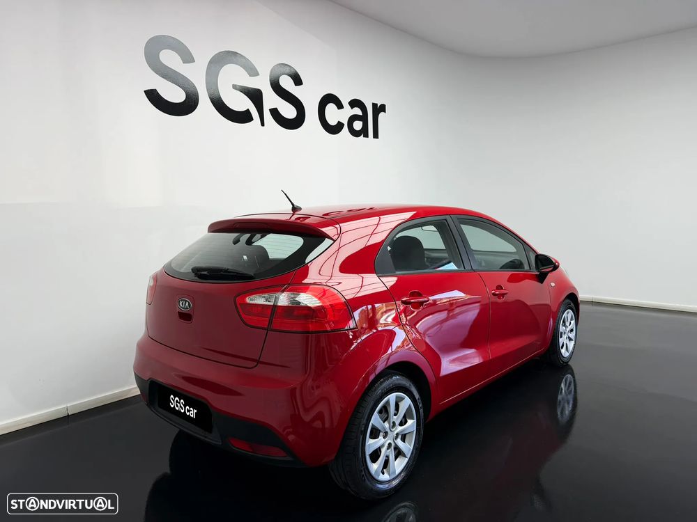 Kia Rio 1.1 CRDi EX - 4