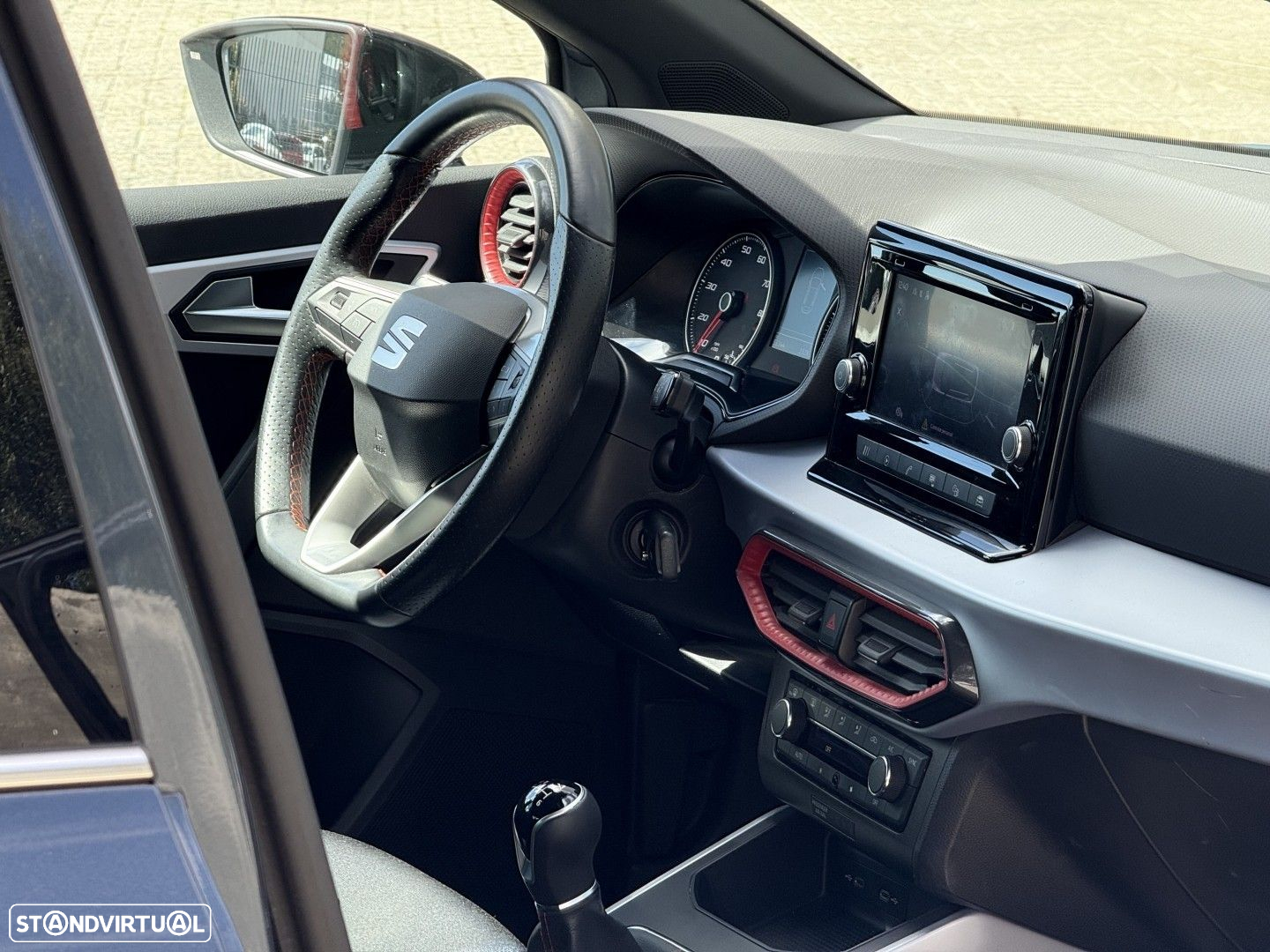 SEAT Arona 1.0 TSI FR - 21