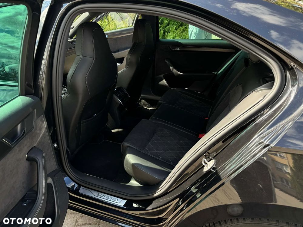 Skoda Superb 2.0 TDI SCR Sportline DSG - 5