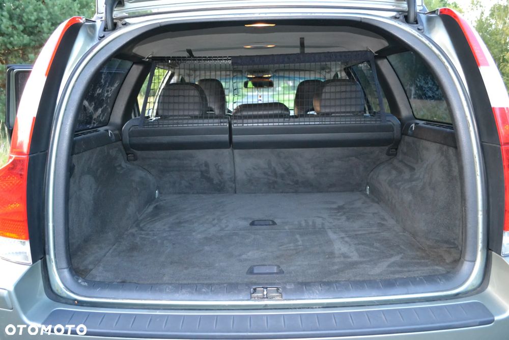 Volvo V70 2.4D5 Momentum - 9