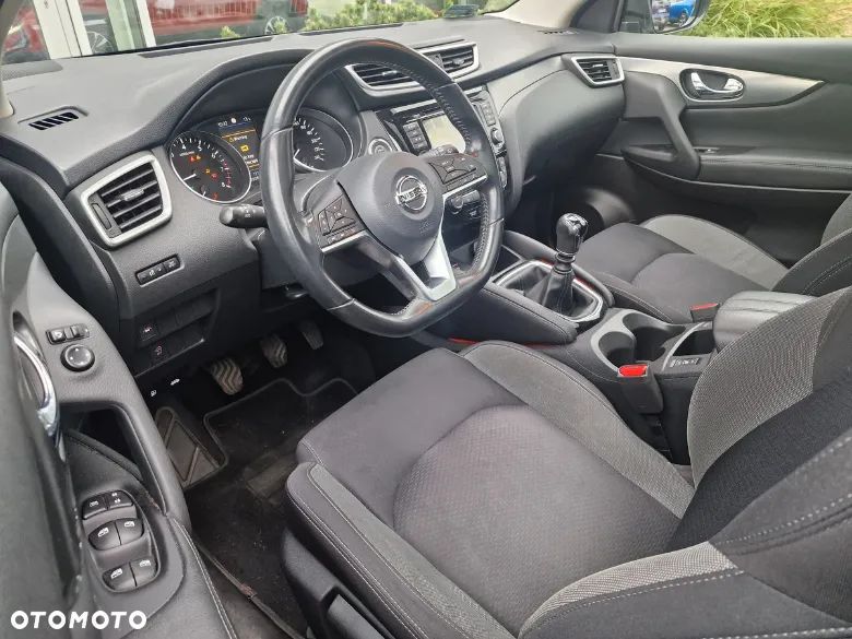 Nissan Qashqai 1.3 DIG-T N-CONNECTA - 6
