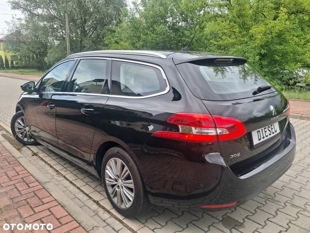 Peugeot 308 - 40