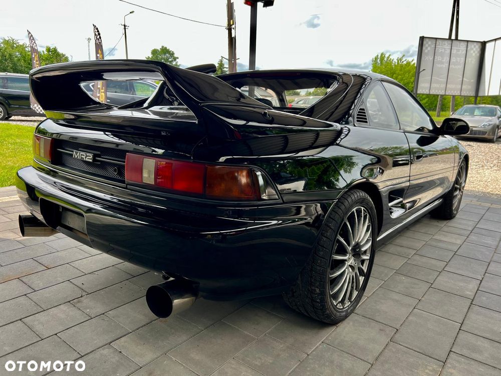 Toyota MR2 - 10