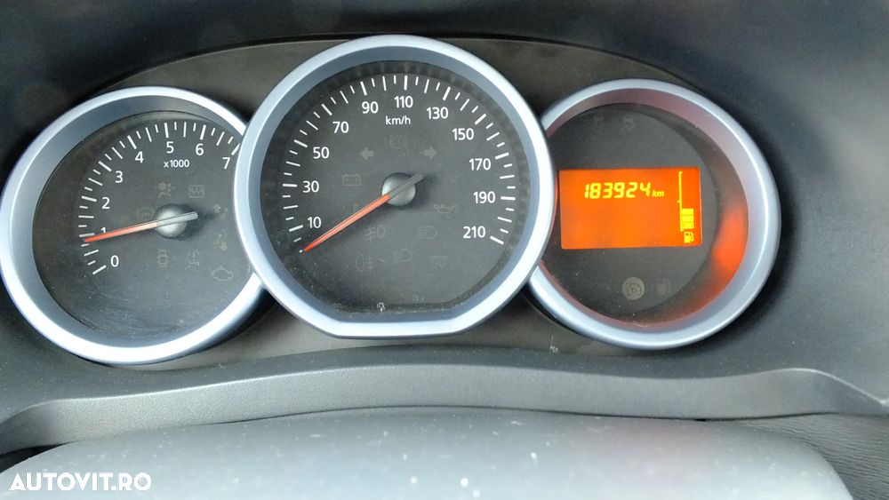 Dacia Lodgy TCe 115 Stepway - 10