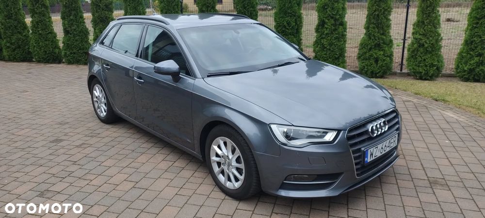 Audi A3 Sportback 1.4 TFSI CoD Ambiente - 4