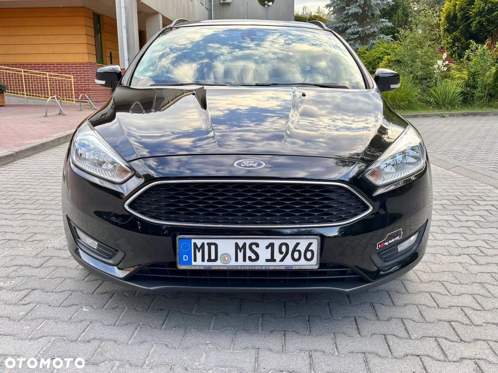 Ford Focus 1.5 EcoBoost SYNC Edition ASS - 2