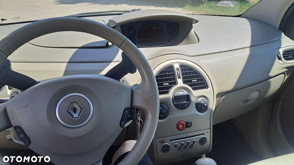 Renault Modus - 4