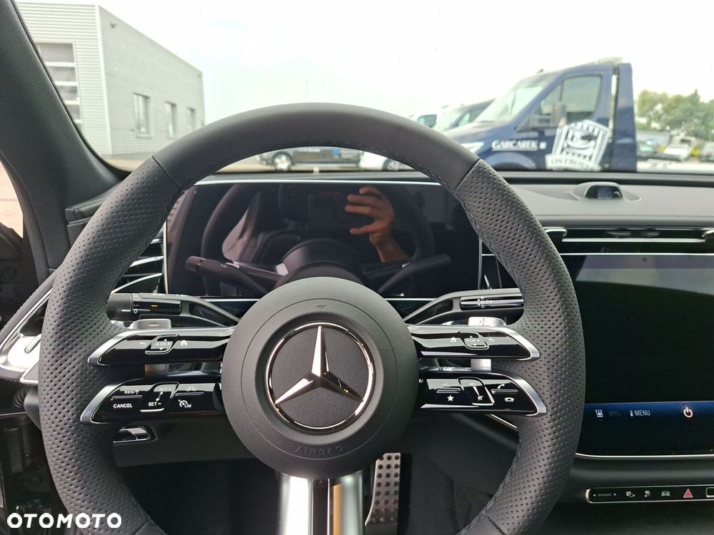 Mercedes-Benz Klasa E - 11