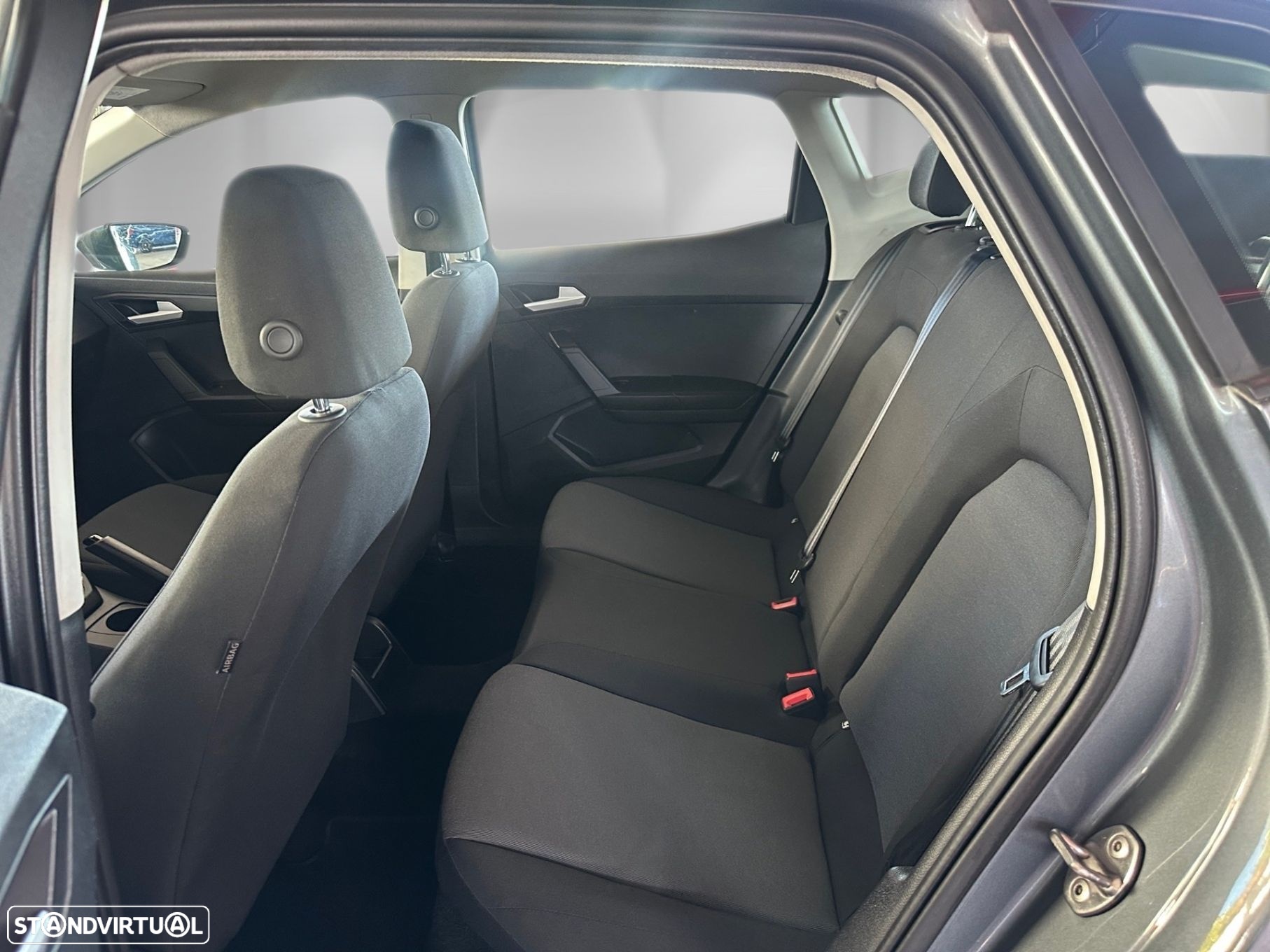 SEAT Ibiza 1.6 TDI Reference - 7