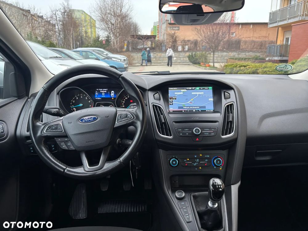 Ford Focus 1.5 EcoBoost Start-Stopp-System Business Edition - 19