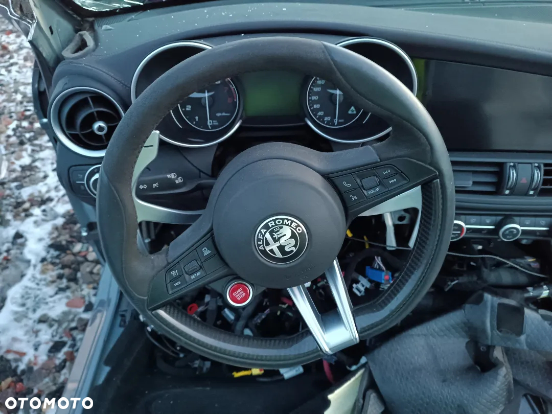 DESKA ROZDZIELCZA KONSOLA ZESTAW AIRBAG ORYGINAŁ ALFA ROMEO Giulia Quadrifoglio V6 Cześci - 2