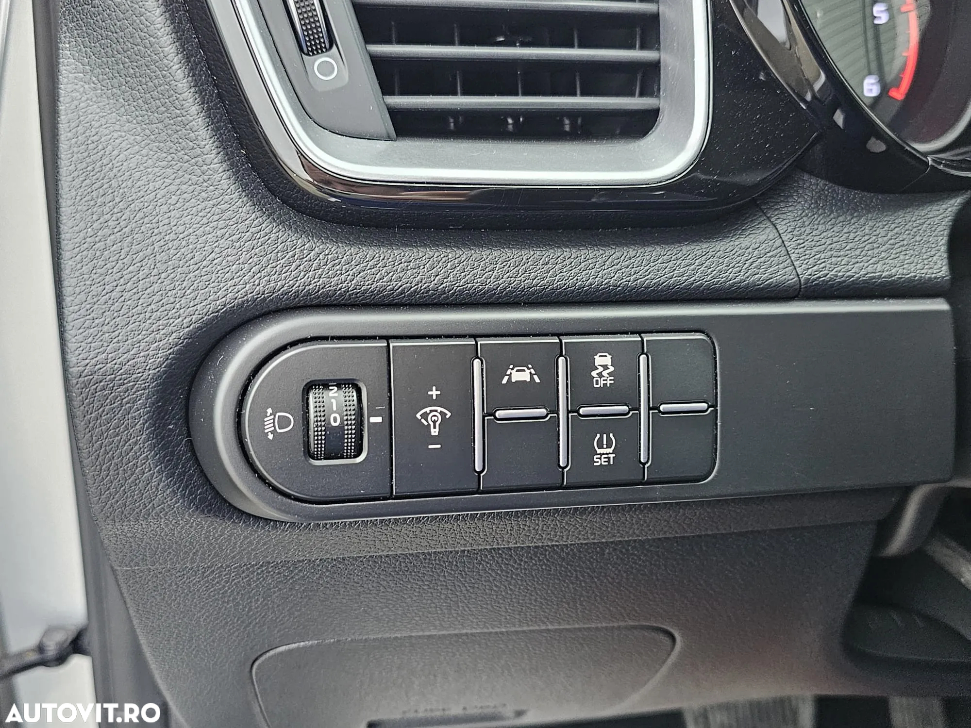 Kia Ceed SW 1.6 CRDi (48V Mild-Hybrid) DCT7 GT Line - 17