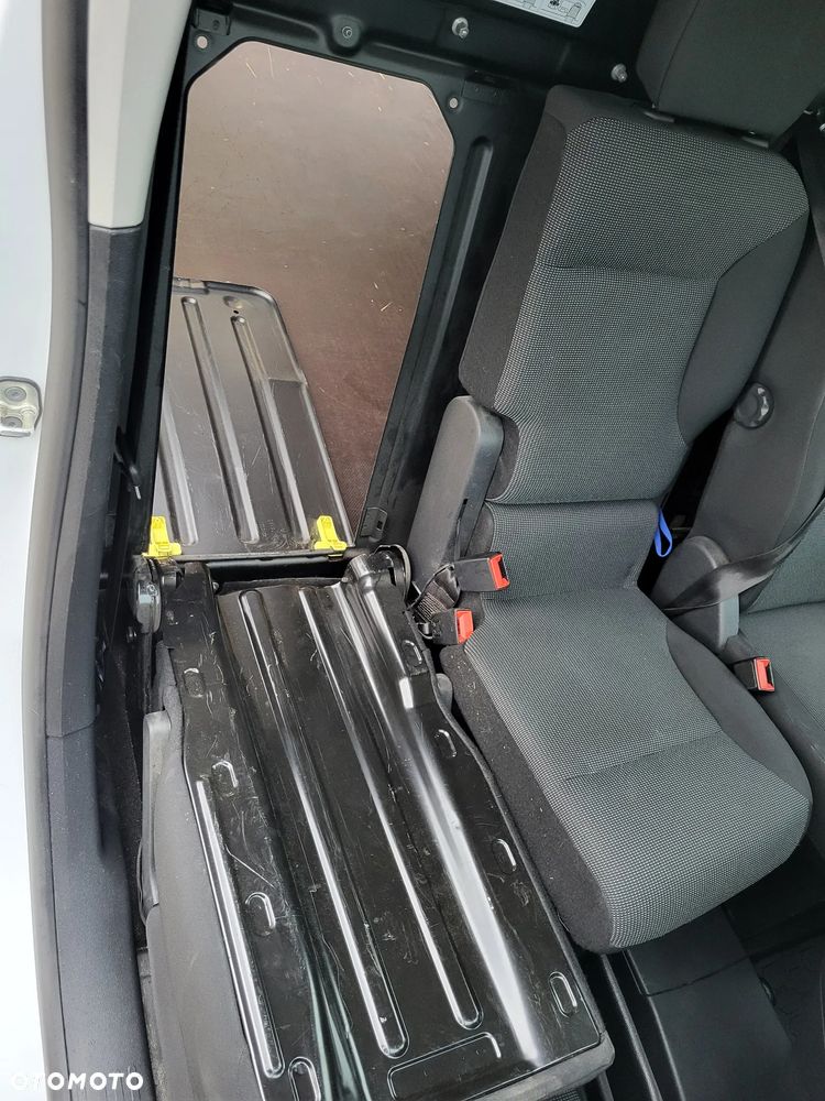 Fiat Doblo - 23