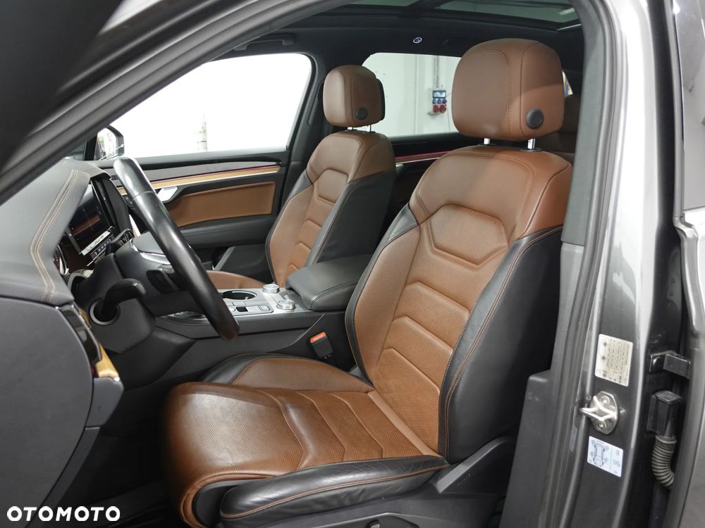 Volkswagen Touareg 4.0 V8 TDI SCR 4Motion Automatik - 19
