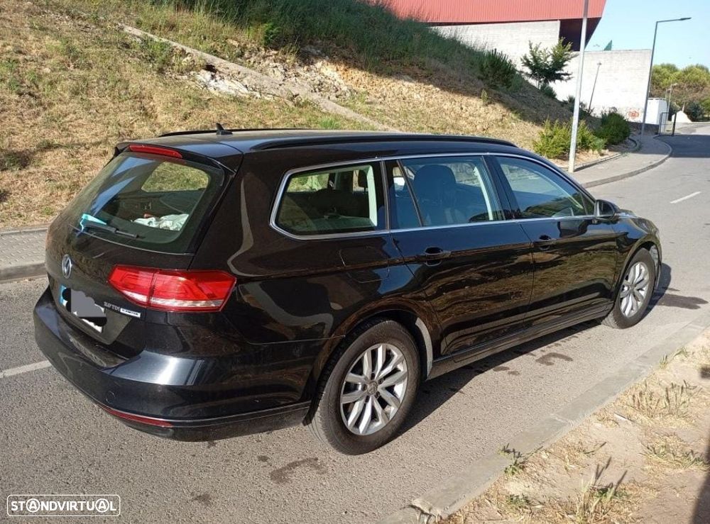 VW Passat Variant - 2