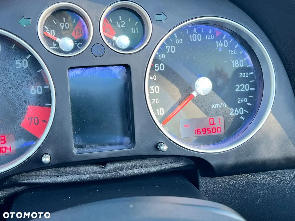 Audi TT Roadster 1.8 T - 23