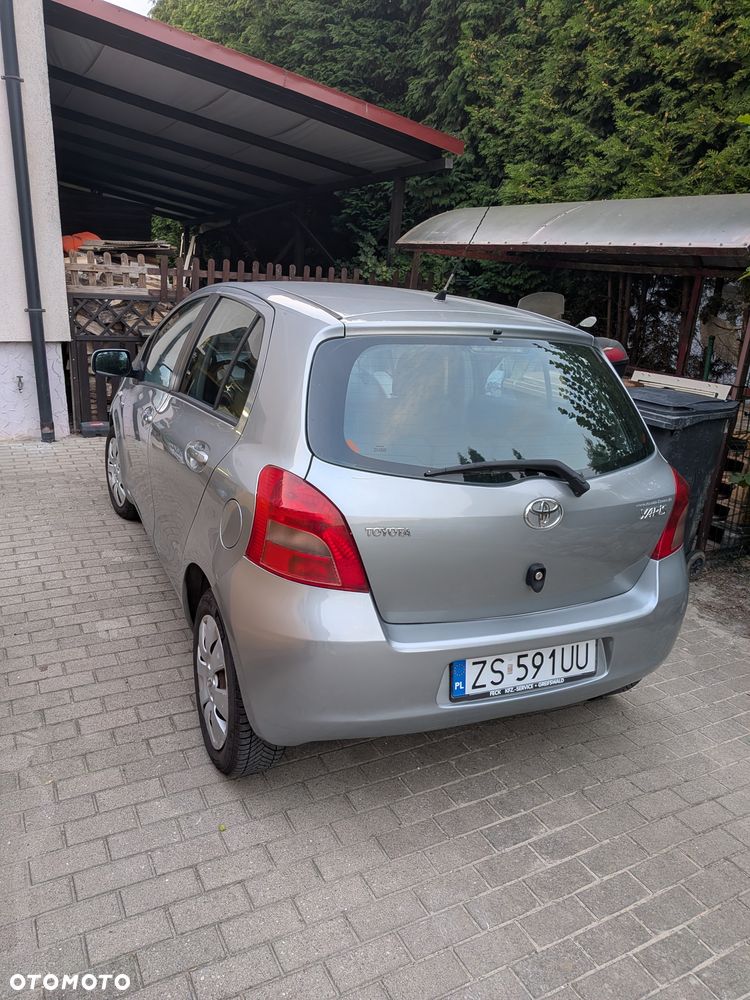 Toyota Yaris - 6
