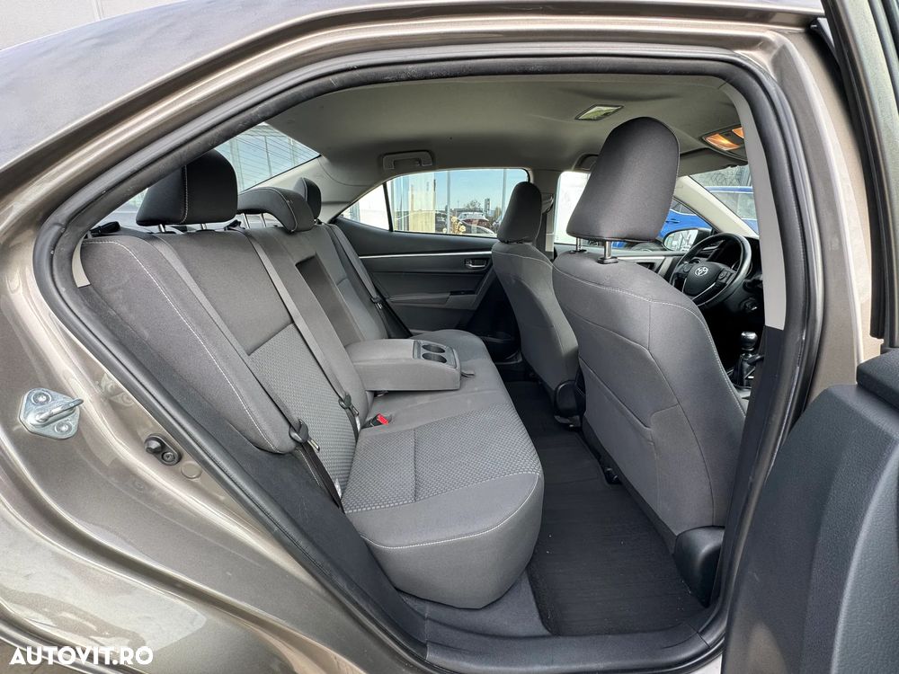 Toyota Corolla 1.6 Valvematic Sol - 25