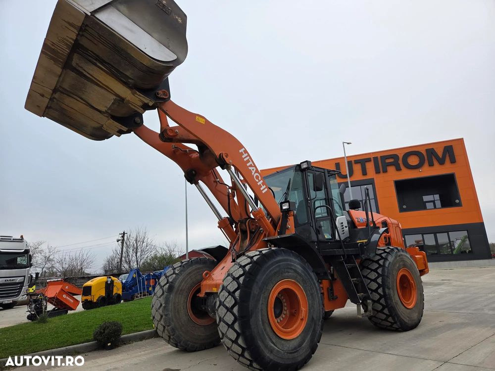Hitachi EX DEMO, 2024, 454 ore, cupa 5mc, Masa operationala 28t, Anv BRIDGESTONE 95% ok, FARA AD BLUE, Inaltimea incarcare 4,4m, prousa in JAPONIA, posibilietate leasing 5 ani cu rata 16.500 lei lunar, PROMOTIE 177.900 EUR+Tva - 31