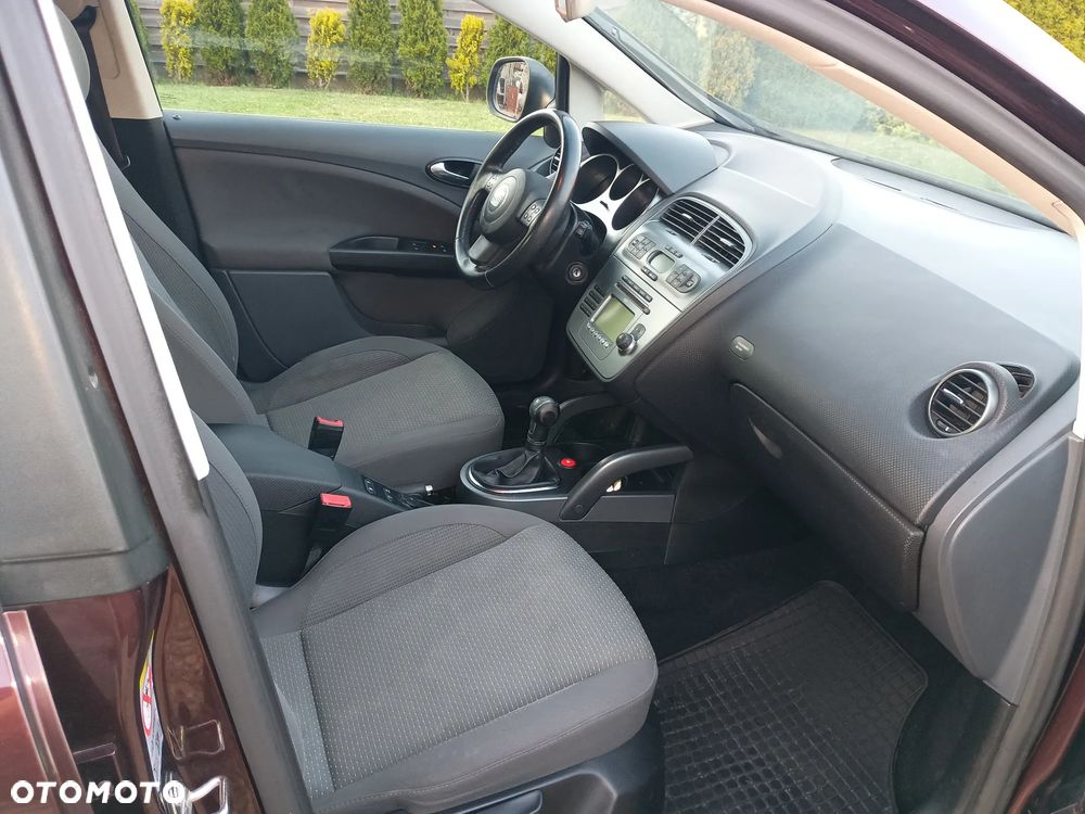 Seat Altea XL 1.6 Stylance - 8