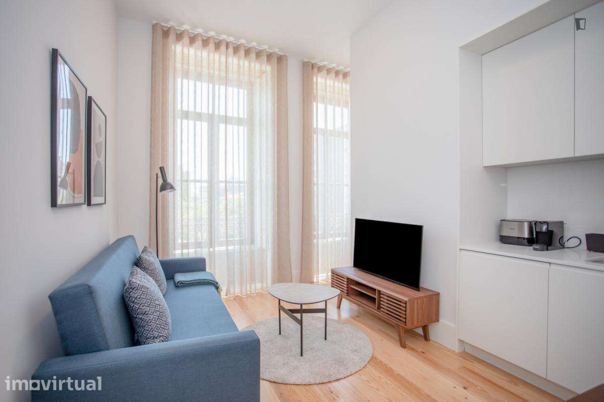 Apartamento com 1 quartos - localizado em Cedofeita Porto - Grande imagem: 5/27