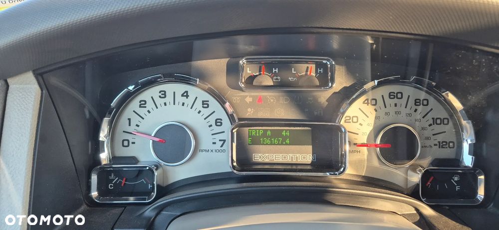 Ford Expedition 5.4 XLT 4WD - 13