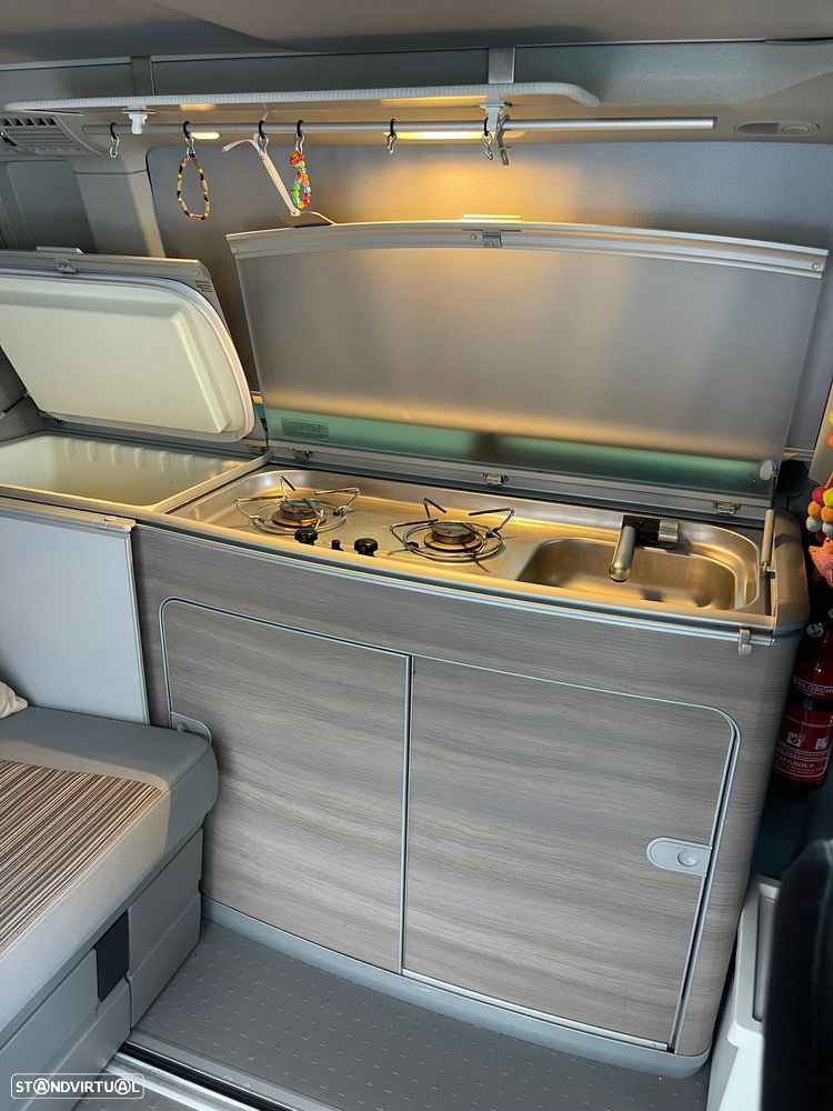 VW California Comfortline T5 Cxa 7 vel DSG - 10