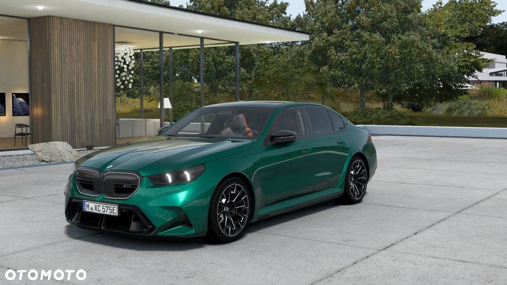 BMW M5 xDrive - 1