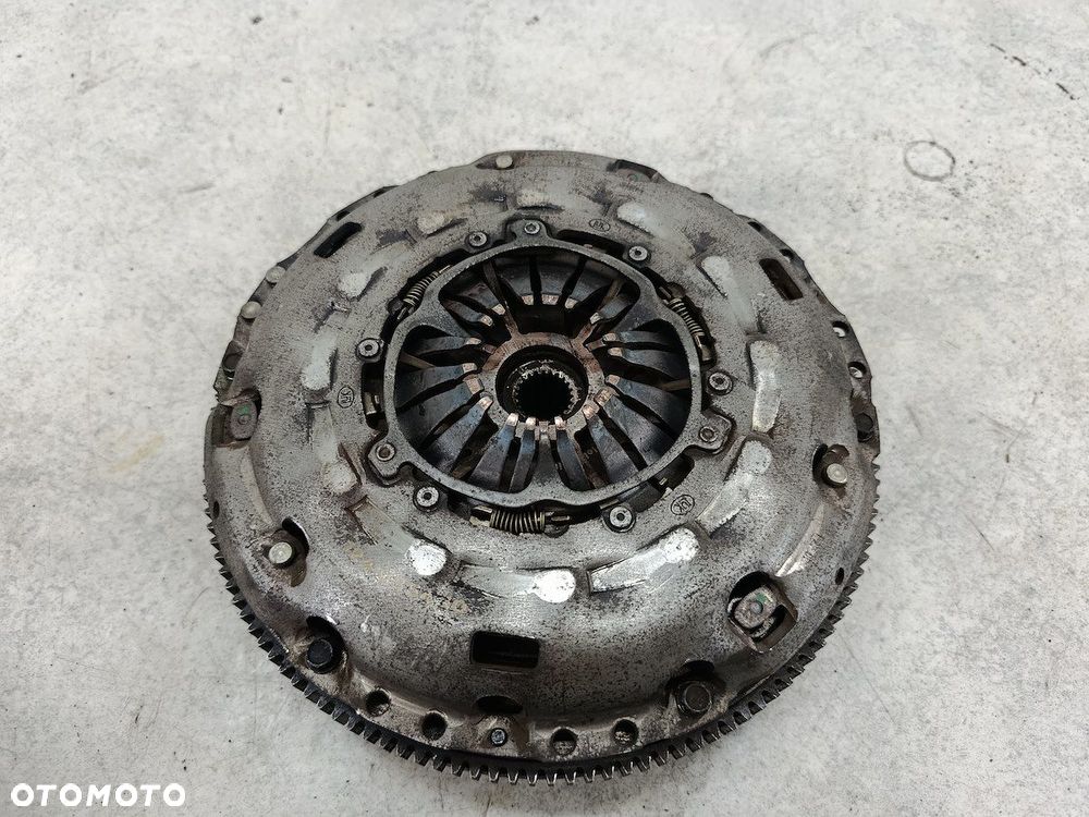 KOŁO DWUMASOWE KOMPLETNE VW PASSAT B7 324035510  124035410 2.0 TDI 140KM - 8