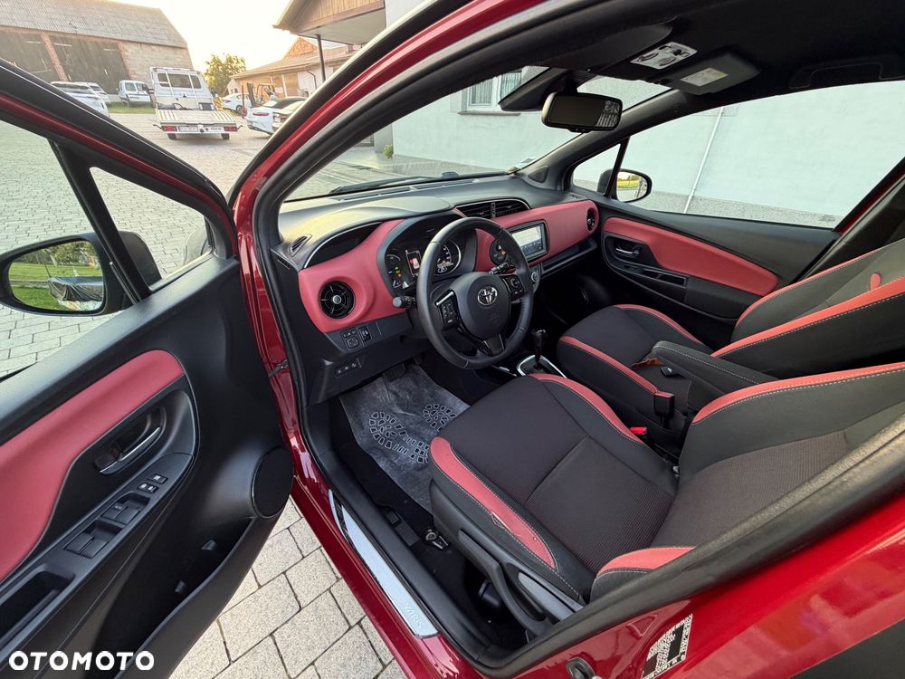 Toyota Yaris - 7