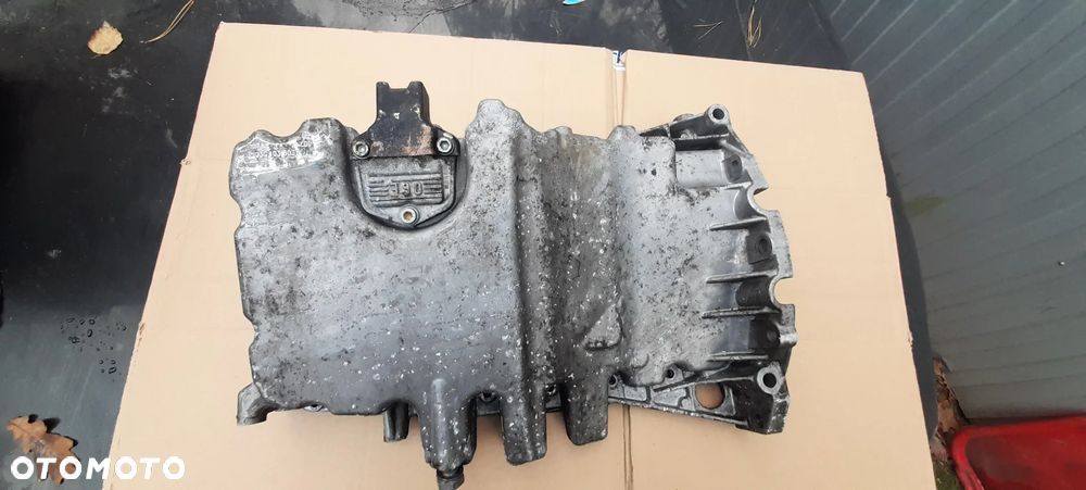 Miska oleju 03G103603J VW SKODA  Audi 2.0 tdi 140 km BLB - 6