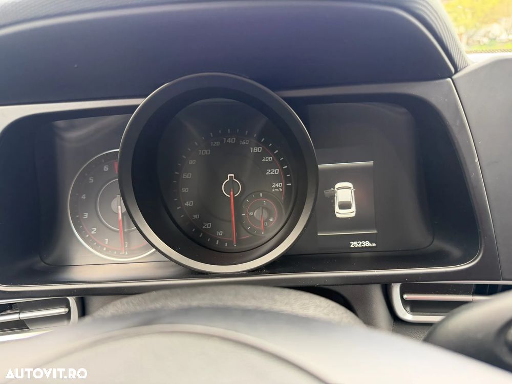 Hyundai Elantra 1.6 l 123 CP 6MT Comfort - 15