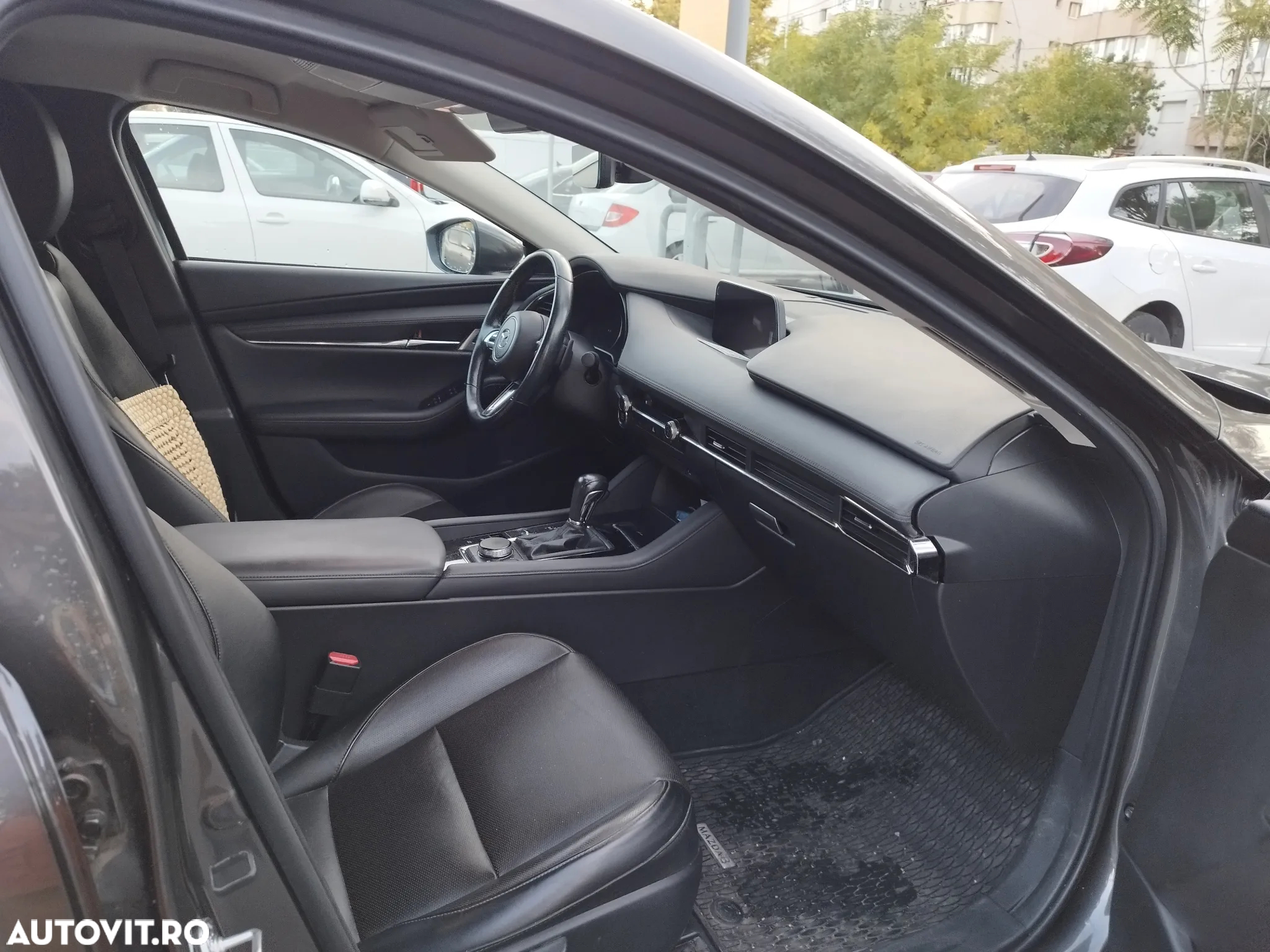 Mazda 3 G122 AT Plus - 8