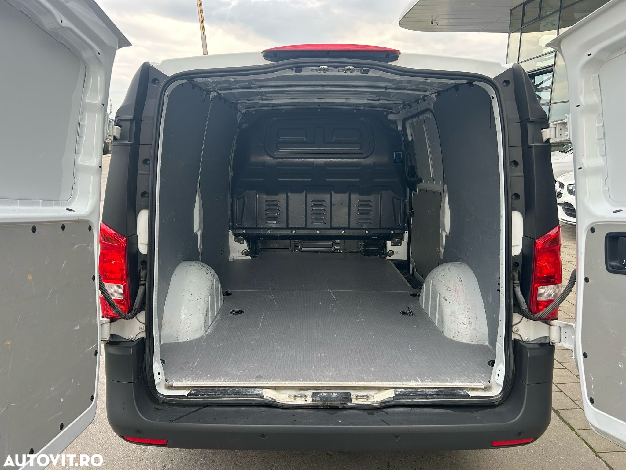Mercedes-Benz VITO 110 cdi Lang - 10
