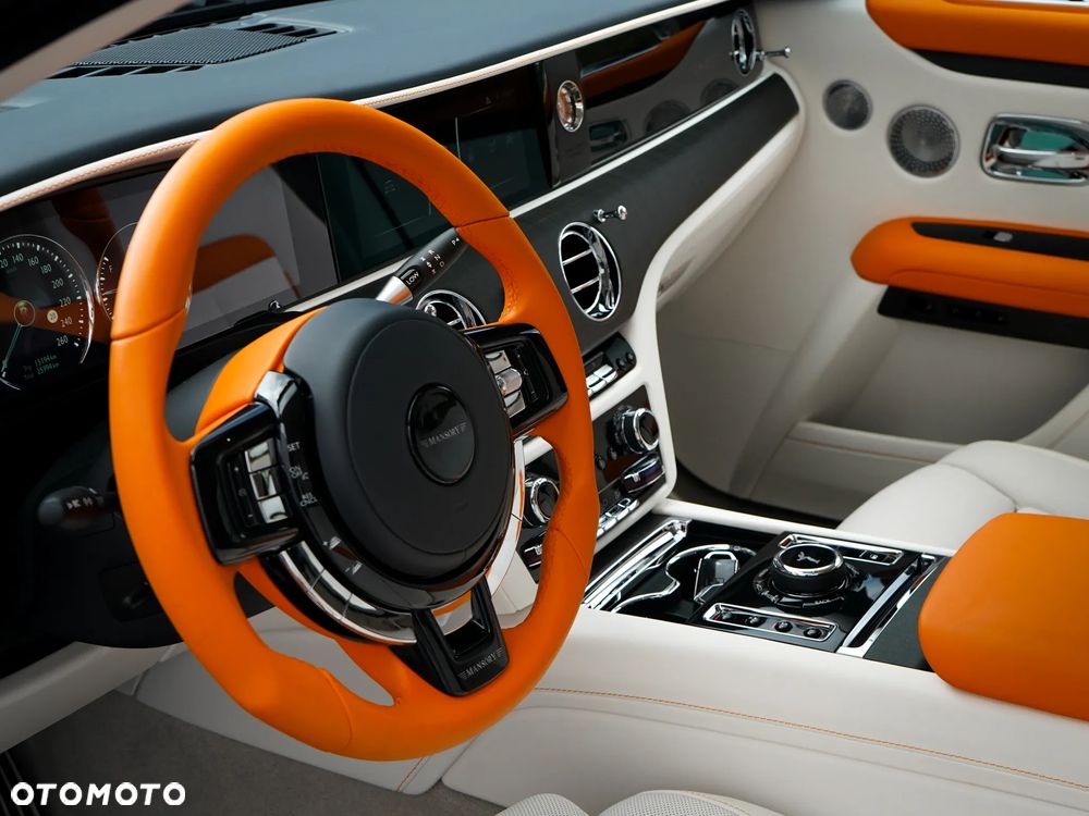 Rolls-Royce Ghost Standard - 14