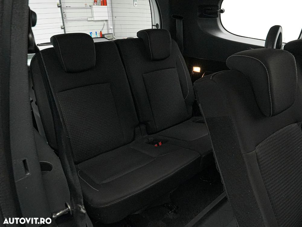Dacia Lodgy 1.5 Blue dCi Laureate - 18