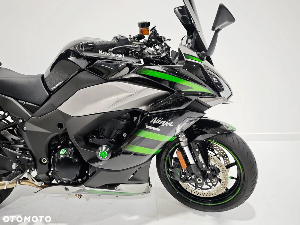 Kawasaki Ninja 1000 SX - 11