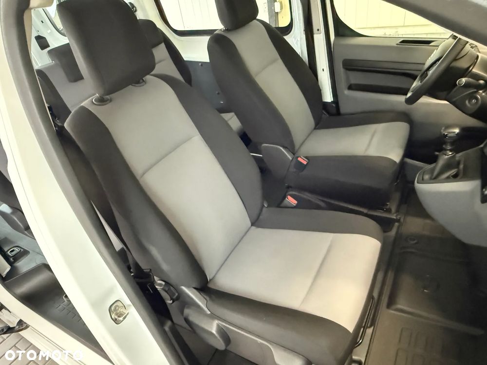 Opel Vivaro Kombi Extra Long 2,8t Enjoy - 31