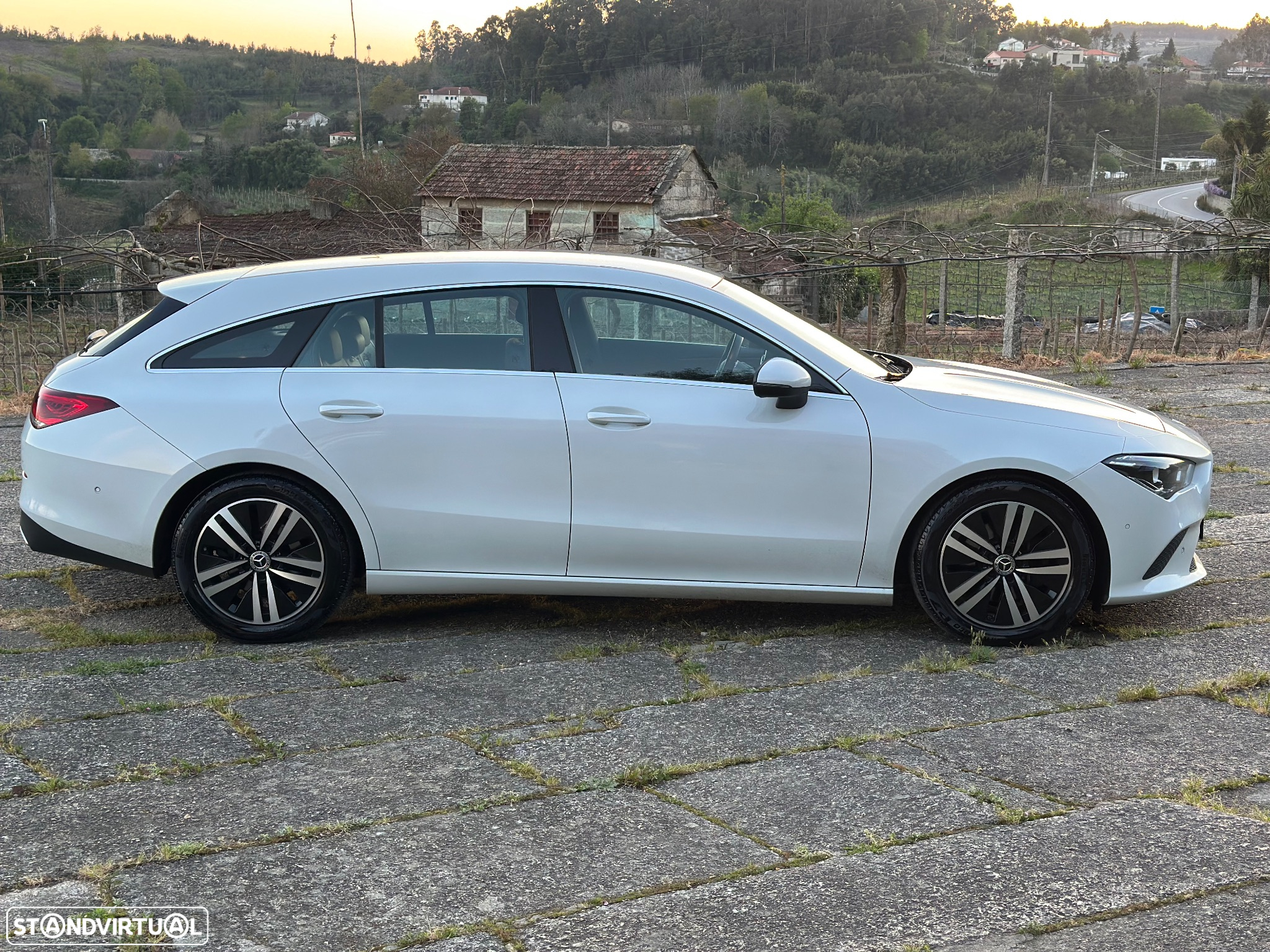 Mercedes-Benz CLA 180 d Shooting Brake Style Plus - 31