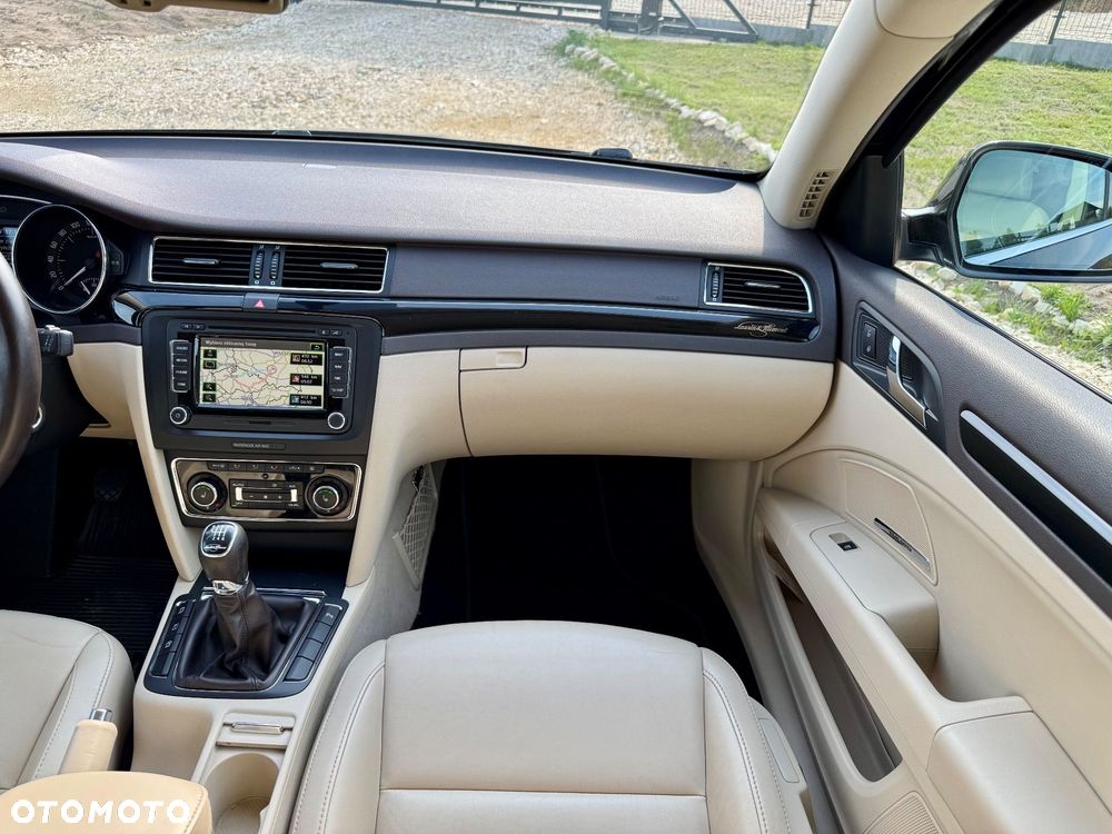 Skoda Superb 2.0 TDI L&K - 36