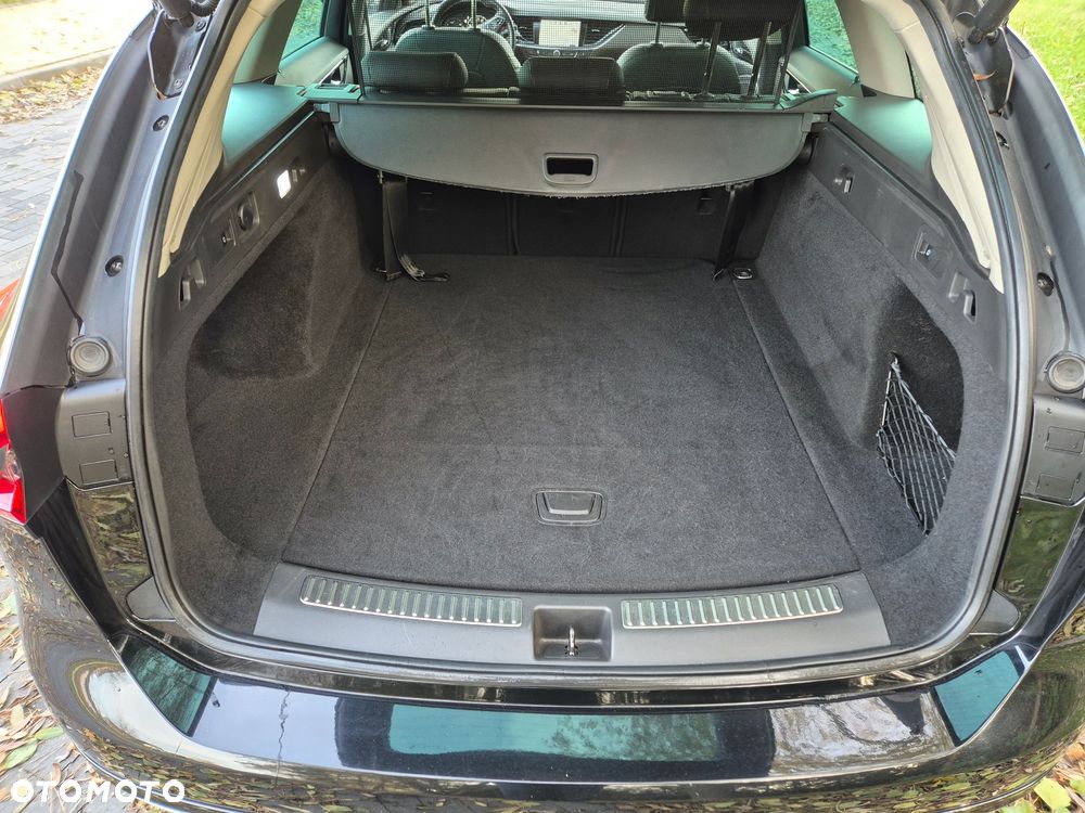 Opel Insignia Sports Tourer 2.0 BiTurbo Diesel 4x4 Business Innovation - 35