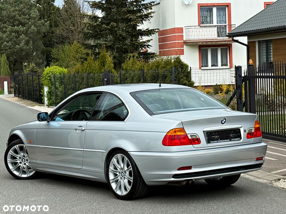 BMW Seria 3 328Ci - 15