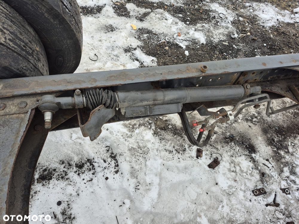 siłownik osi skrętnej VOLVO FH4/FMX/FM euro6 - 1