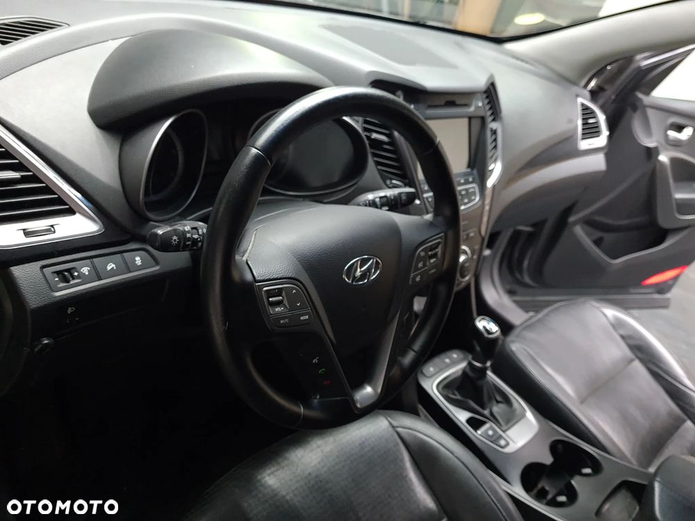 Hyundai Santa Fe 2.0 CRDi Premium - 26