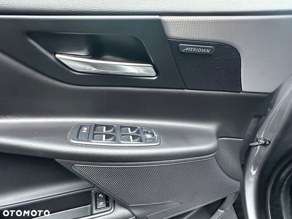 Jaguar XE 20d R-Sport - 25