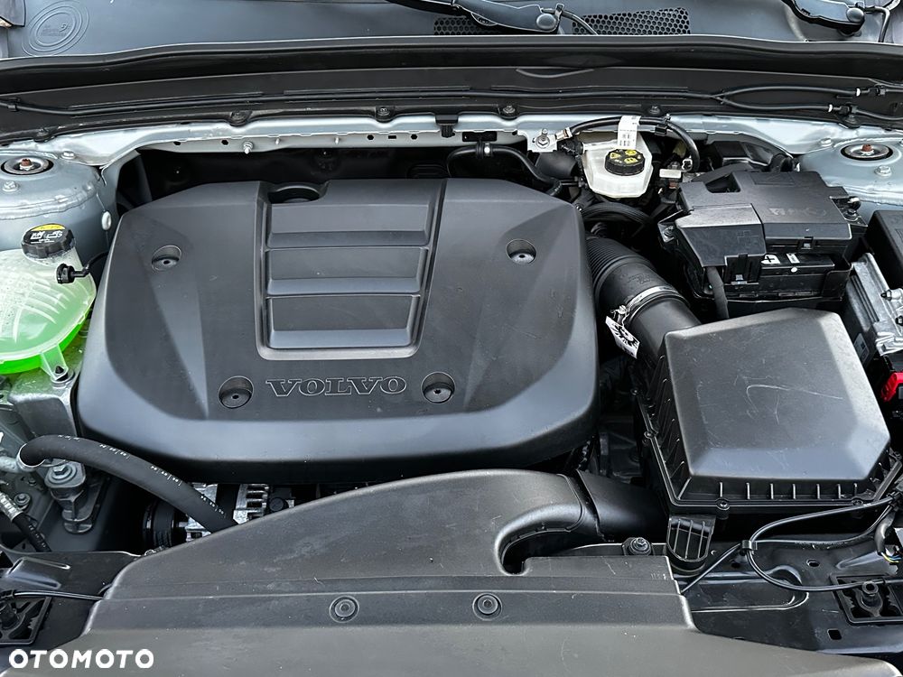 Volvo XC 40 T2 Plus Bright - 12