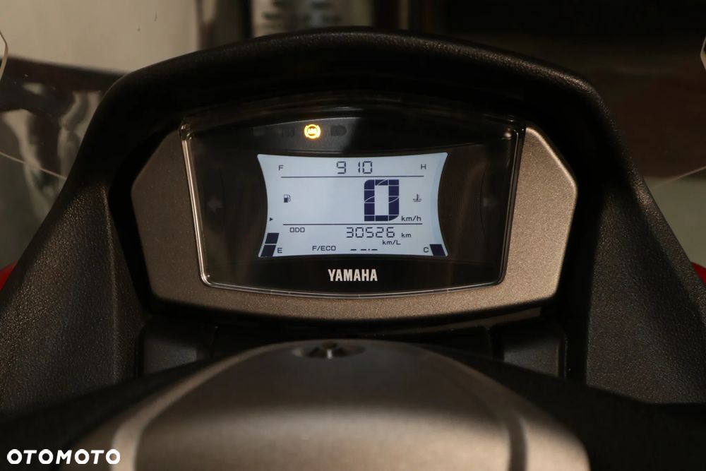 Yamaha NMAX - 19