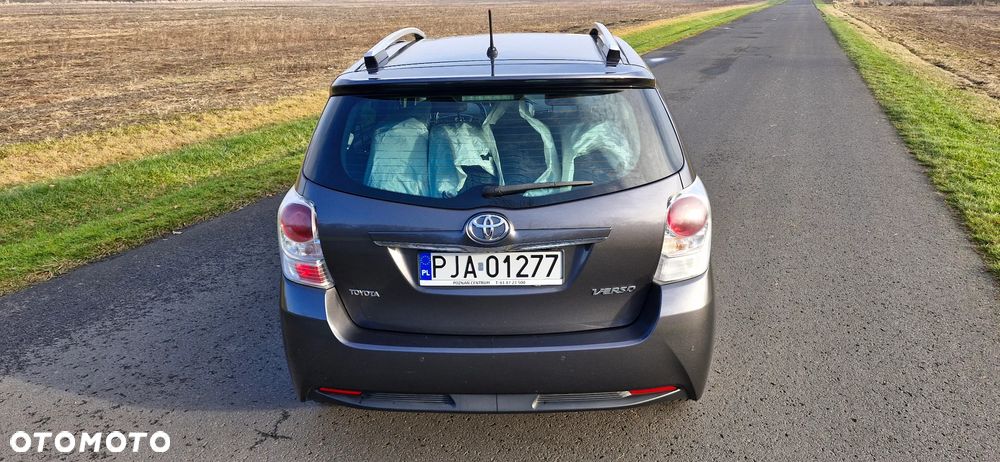 Toyota Verso 1.8 Premium 7os - 5