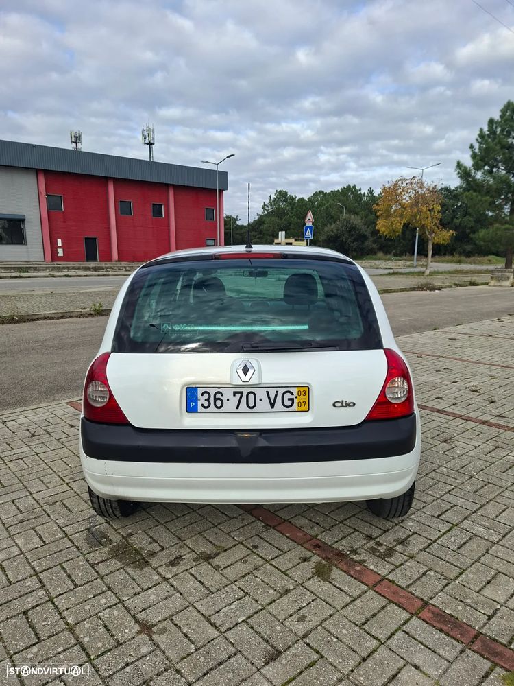 Renault Clio 1.5 dCi Confort - 3